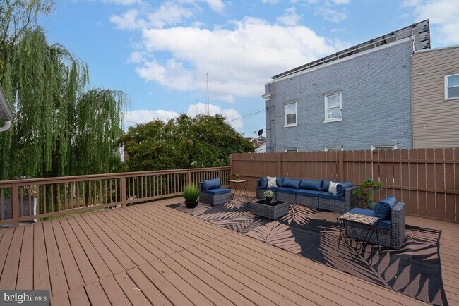 Building Photo - 6314 7th St NW