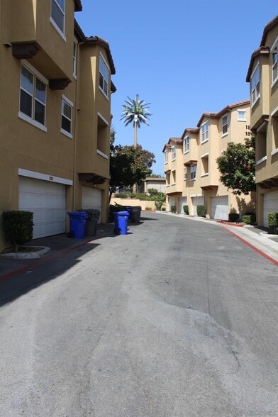 Back view of the building - 1860 E 12th St