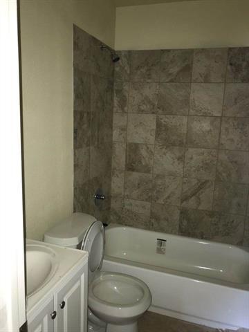 Building Photo - 534 W Kearney St