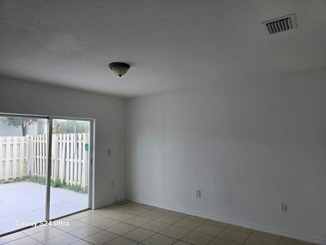 Building Photo - 13658 SW 142nd Terrace