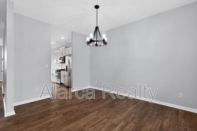 Building Photo - 147 Cherry Birch St