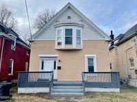 Building Photo - 1002 S 28th St