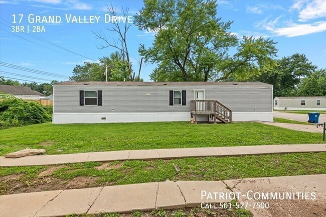 Building Photo - 17 Grand Valley Dr