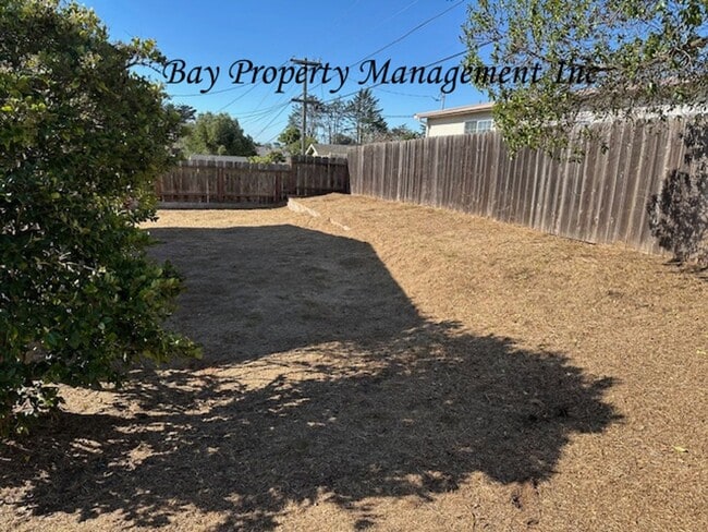 Building Photo - Refreshed 4 Bedroom, 2 Bath Home Near Wind...