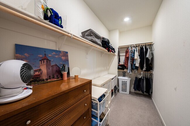 Building Photo - 4623 Flagstaff Dr