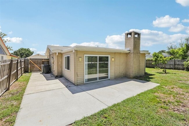 Building Photo - 4015 Litchfield Dr