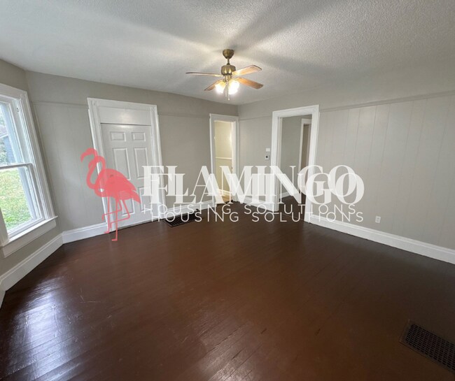 Building Photo - 1342 Phillips Ave