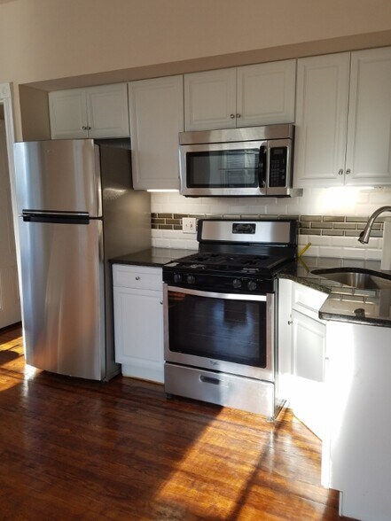 Building Photo - 15 E Mermaid Ln