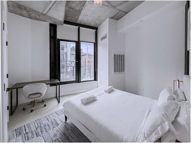 Building Photo - 1247 N 2nd St