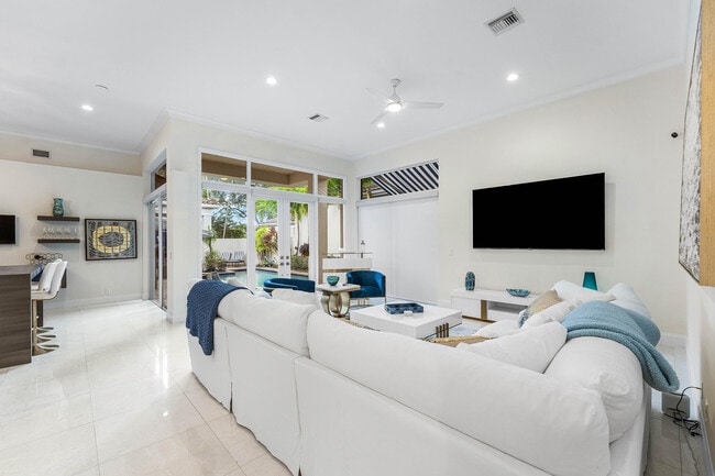 Building Photo - 6673 NW 24th Terrace