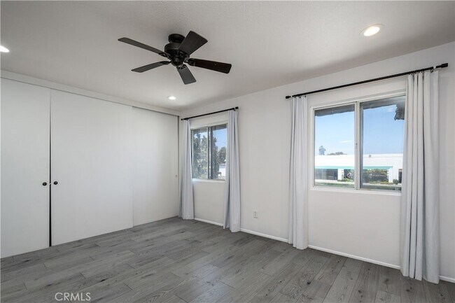 Building Photo - 11263 Knott Ave