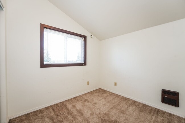 Building Photo - 2127 Harrison Ave