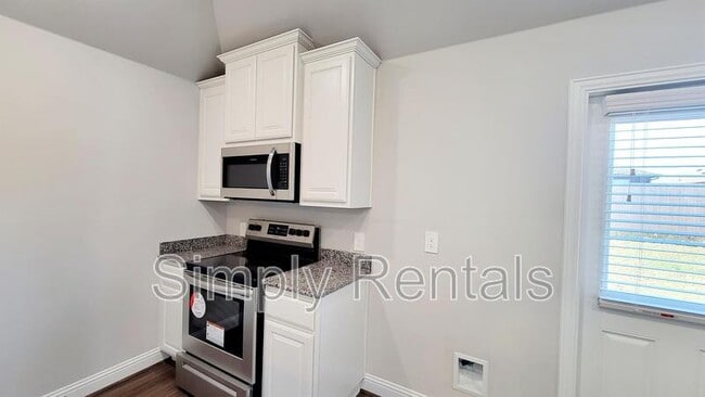 Building Photo - Brindle Dr. 1417