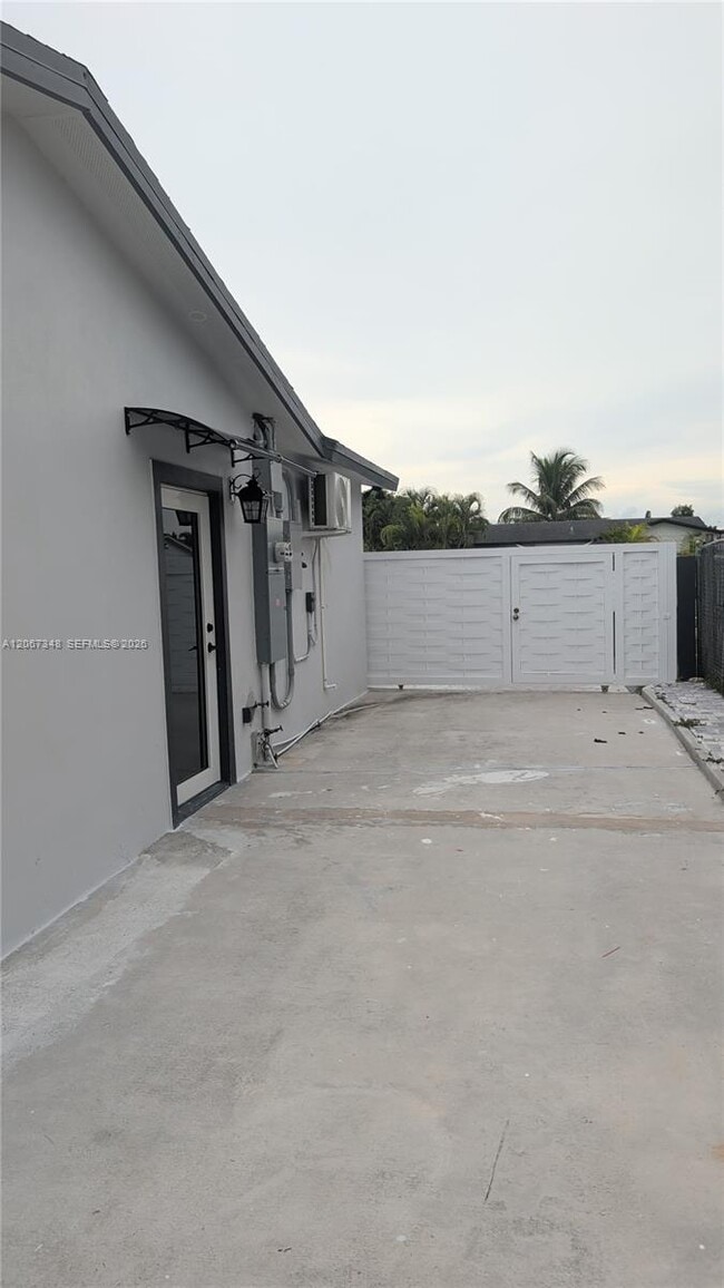 Building Photo - 12805 SW 263rd Terrace