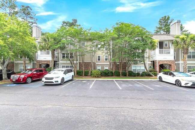 Building Photo - 188 Midland Pkwy