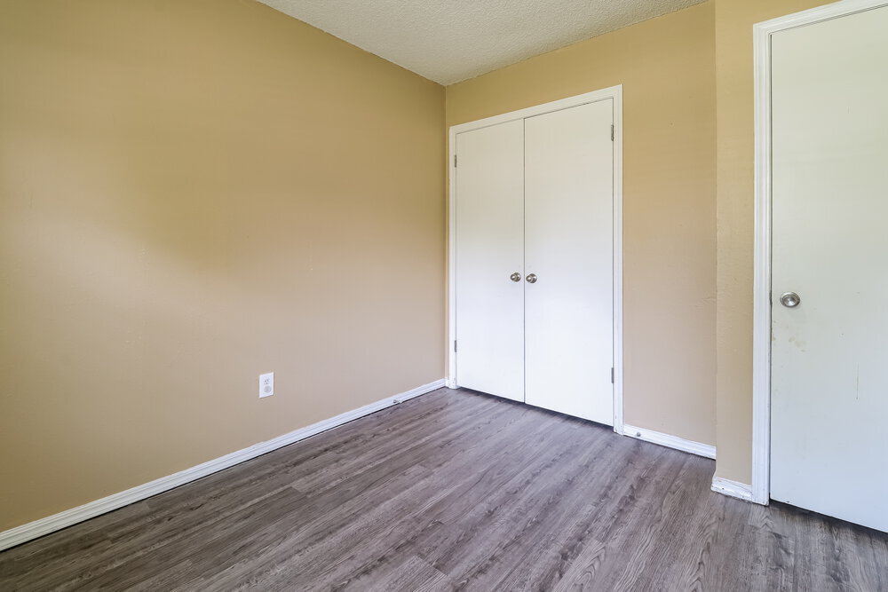 Building Photo - 1212 SE 11th St