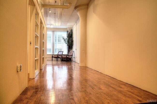 Building Photo - 1709 Washington Ave