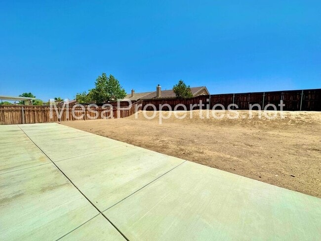 Building Photo - 12387 Dandelion Way