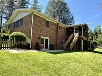 Building Photo - 5 Shadow Valley Dr