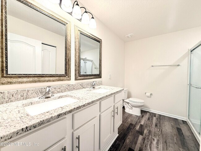 Building Photo - 7838 Meadow Walk Ln