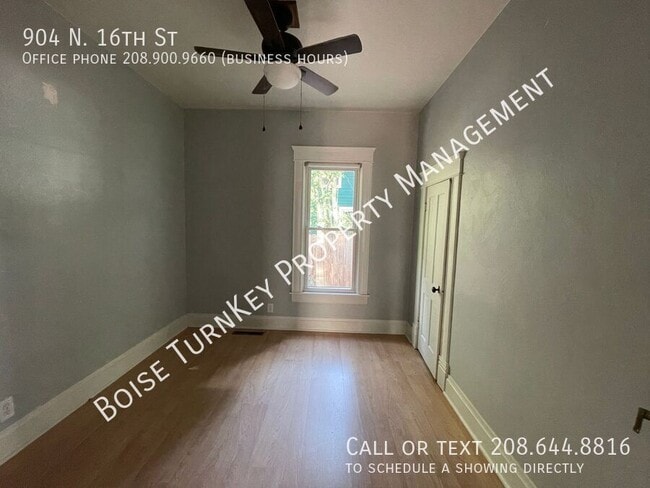 Building Photo - 904 N 16th St