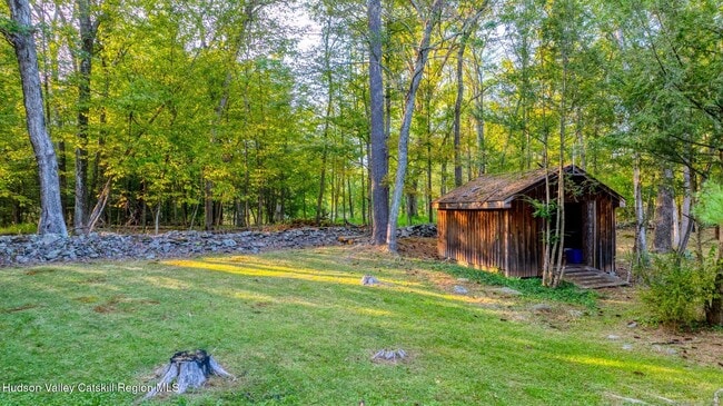 Building Photo - 15 Forestwood Dr