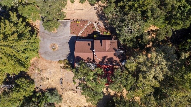 Building Photo - 17337 Debbie Rd