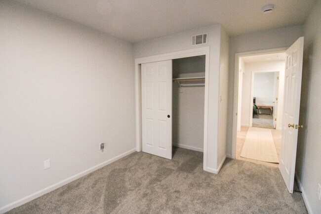 Building Photo - 4-Bedroom House Near the Dunes in Grover Beach