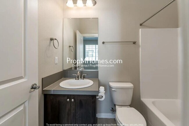 Building Photo - Gorgeous Two Bedroom Townhome in Villebois!