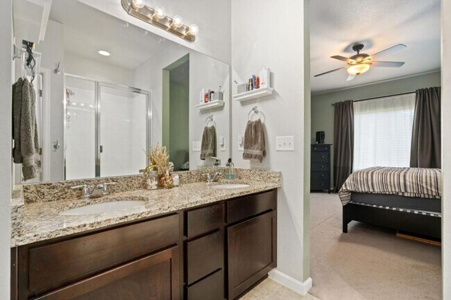 Building Photo - 3046 Crux Dr