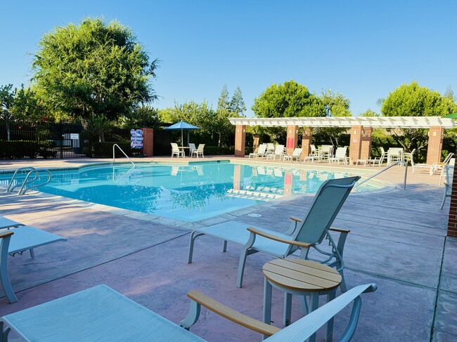 Building Photo - 1304 Torulosa Dr