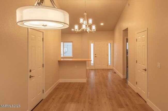 Building Photo - 7562 Wheeldale Cir