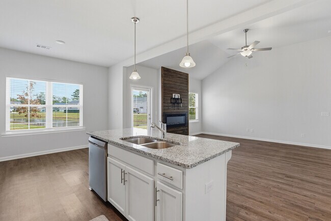 Building Photo - Vale Loop