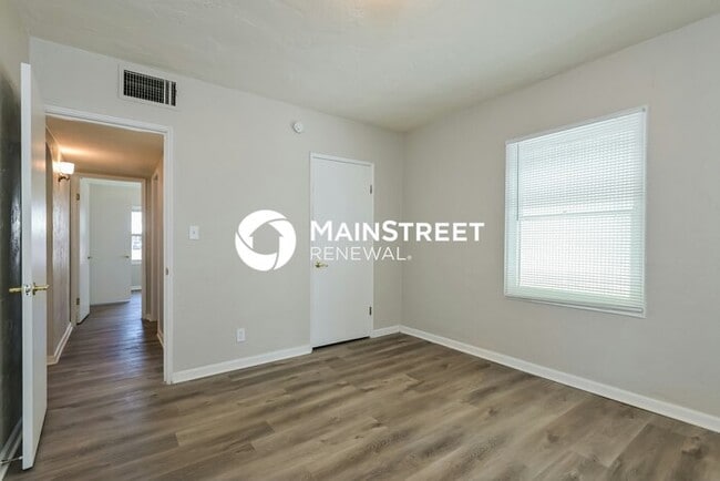 Building Photo - 3 Bedroom Pet-Friendly Home in Tucson, AZ ...