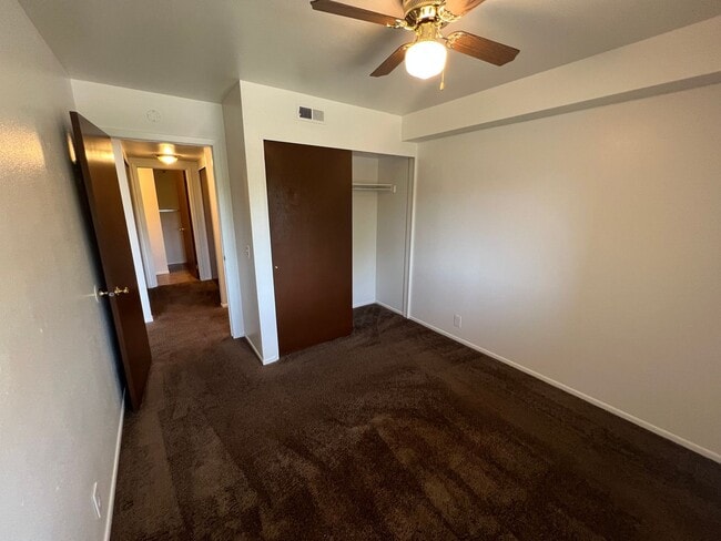 Building Photo - 4689 S Brookwillow Cv