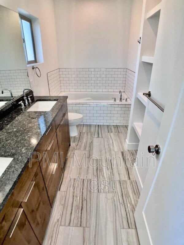 Building Photo - 503 W 2275 N