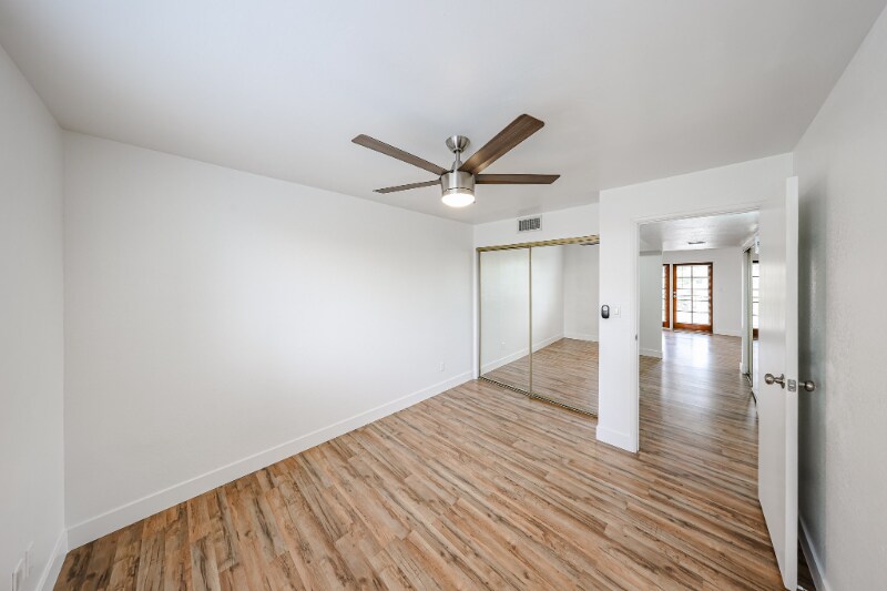 Building Photo - 18811 N 19th Ave