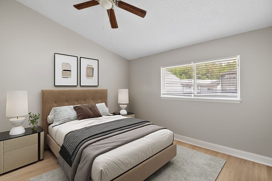 Interior Photo - Colonial Pointe Apartments