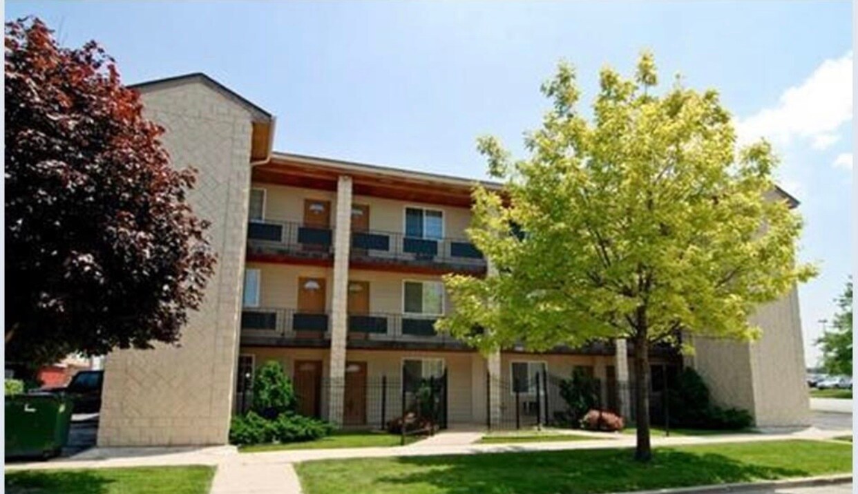 Building Photo - 1140 Ferdinand Ave Apt 9