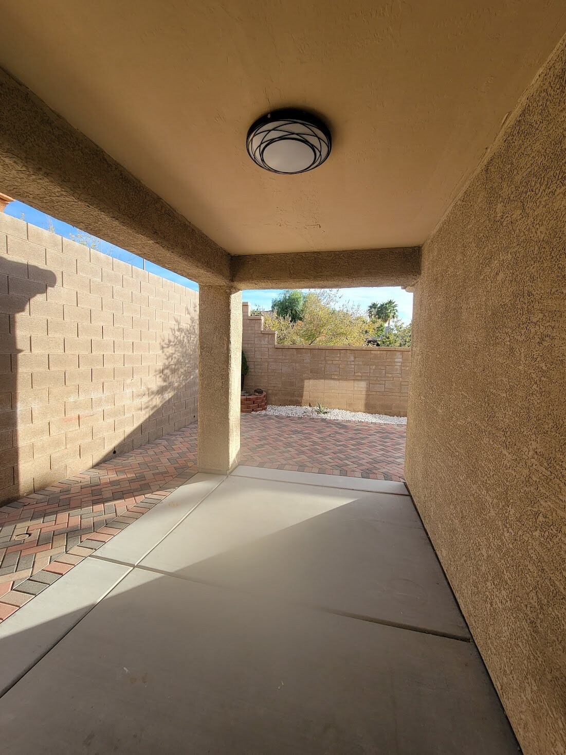 Building Photo - 2659 Lochleven Way