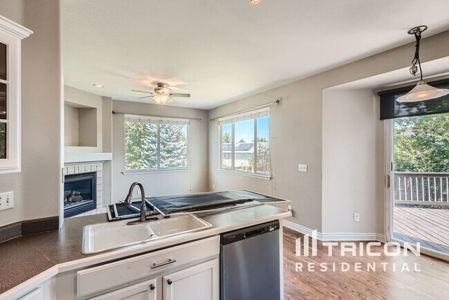 Building Photo - 10242 S Kelliwood Way