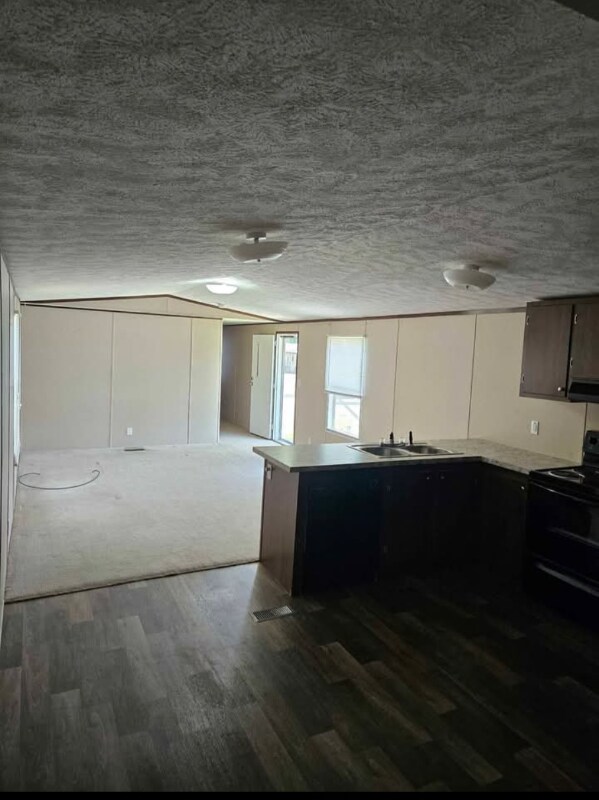 Building Photo - 102 Bentwood Trail