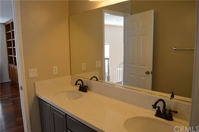 Building Photo - 15272 Rousseau Ln