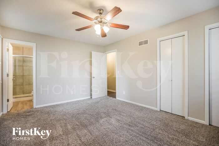 Building Photo - 515 NE 98th Terrace