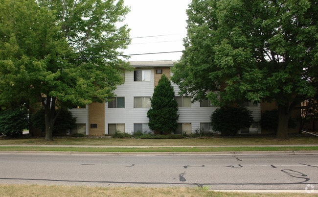 Primary Photo - 1199 Arbor Dr