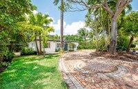 Building Photo - Northeast 9th Avenue, North Miami, FL 33161 - 3 BR 1 BA single-family home