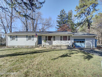 Building Photo - 18 Blue Spruce Dr