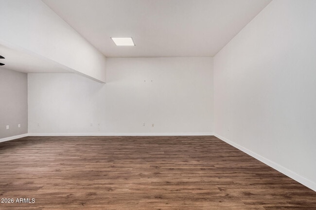 Building Photo - 16635 N 103rd Ave