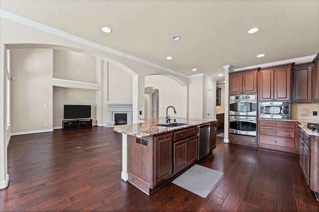 Building Photo - 10 Cayuga Pond Ct