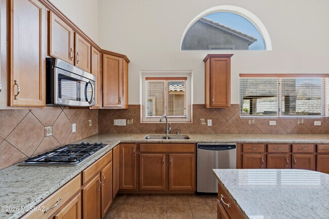 Building Photo - 677 W Pizzicato Ln